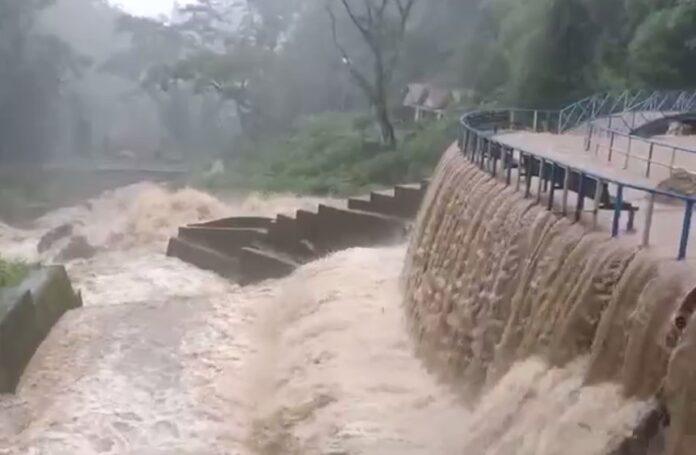 Darjeeling gets 130mm rain in 24 hours, two tourist spots closed after landslip