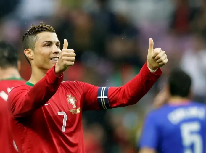 With 1 billion followers, Cristiano Ronaldo creates social media history