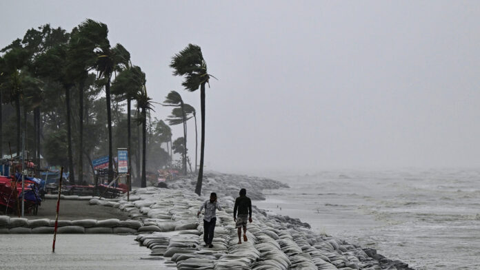 Fengal intensifies, red alert issued for coastal Tamil Nadu, Puducherry