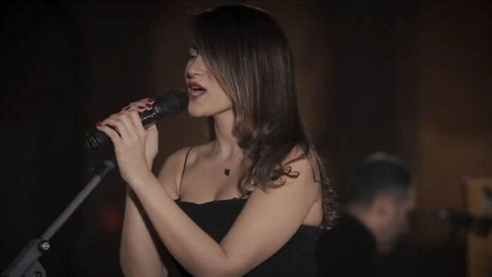 Iranian Singer Faces Prosecution After Performing Without Hijab In Online Concert